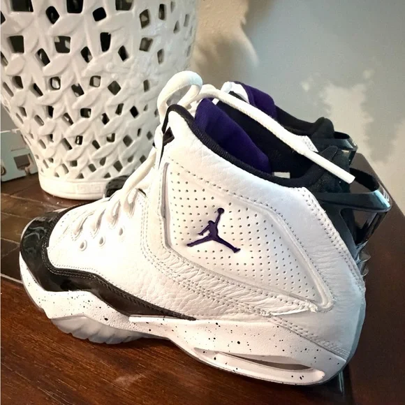 Jordan B'Loyal White and Purple Sneakers - Picture 6 of 16